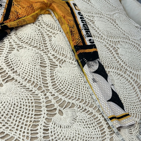 STEELERS leggings!!! Size small - Picture 7 of 7